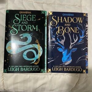 Shadow & Bone/Siege and Storm 2pck by Leigh Bardugo Grishaverse